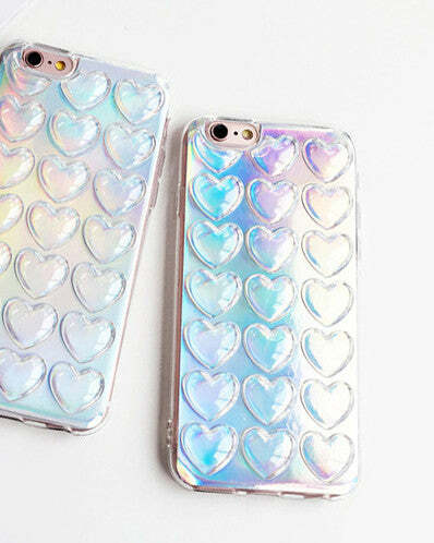 Holographic Heart Case: Trendy Y2K Aesthetic for Stylish Outfits