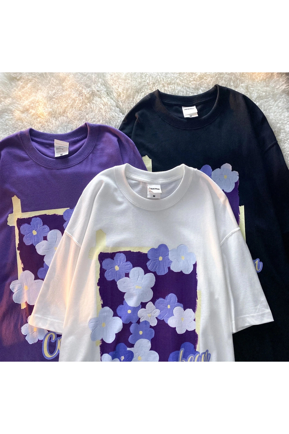 Lavender Blossom Y2K Graphic T-Shirt - Trendy 2000s Style Top