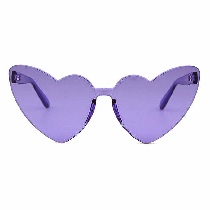 Love Bites Sunnies: Y2K Fashion Statement for Iconic 2000s Style