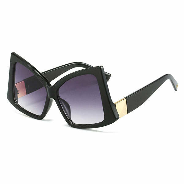 Trendy Oversized Cat Eye Sunglasses for Y2K Fashion Lovers