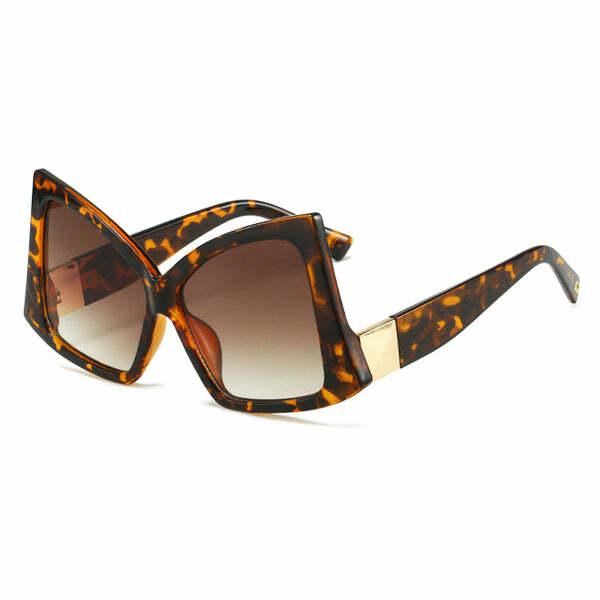 Trendy Oversized Cat Eye Sunglasses for Y2K Fashion Lovers