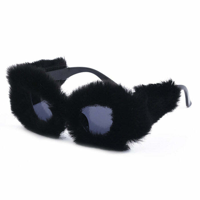 Trendy Y2K Cat Eye Sunglasses - Retro 2000s Fashion Accessory