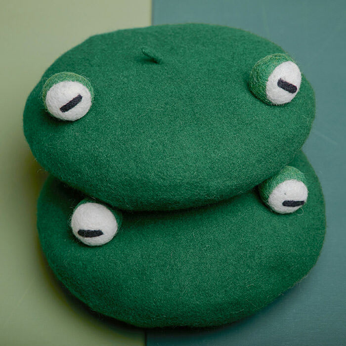 Trendy Y2K Fashion Frog Beret - Iconic 2000s Style Accessory