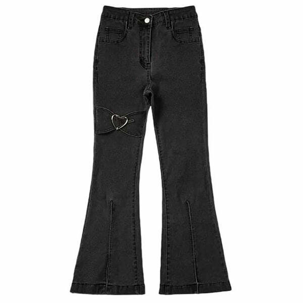 Trendy Y2K Flare Jeans: Embrace 2000s Fashion with a Modern Twist