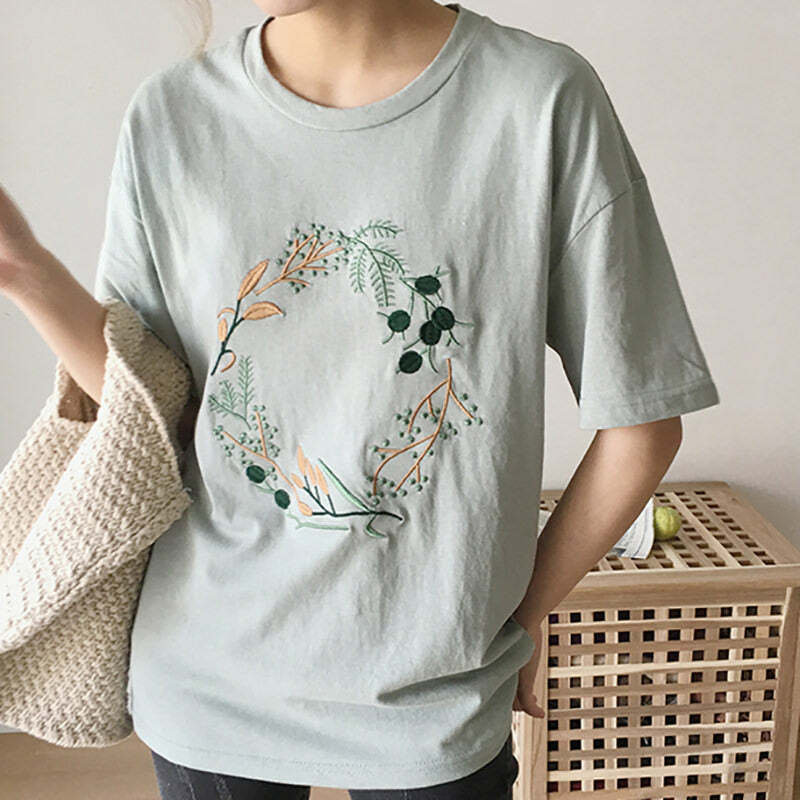 Y2K Aesthetic Plant Mom Tee - Trendy 2000s Style for Fashion Lovers