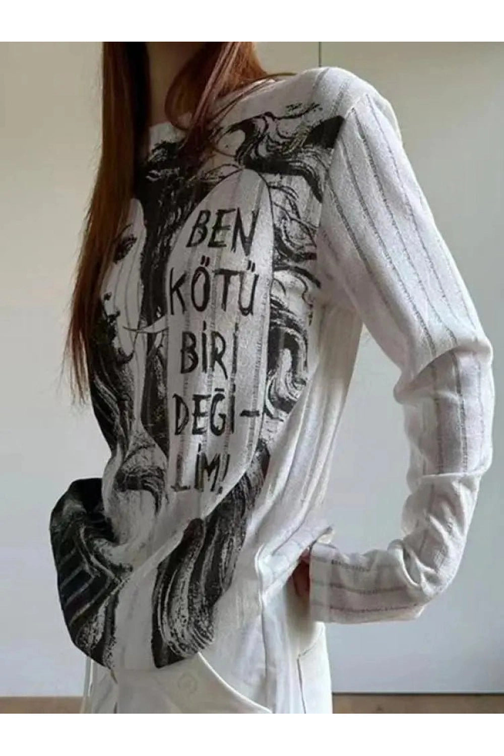 Y2K Aesthetic Vintage Muse Graphic Long Sleeve T-Shirt for Trendy Looks