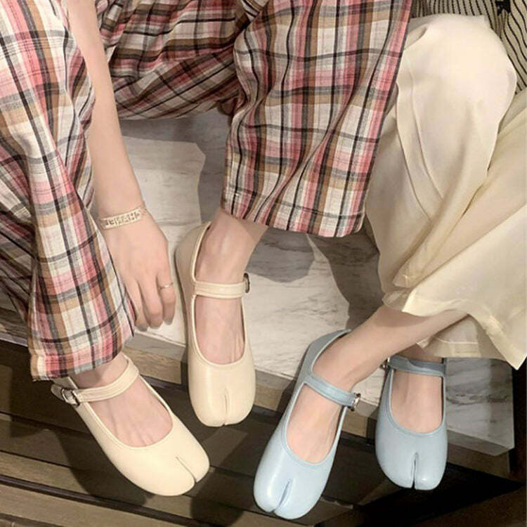 Y2K Fashion French Girl Split-Toe Tabi Ballet Flats for Trendy Looks