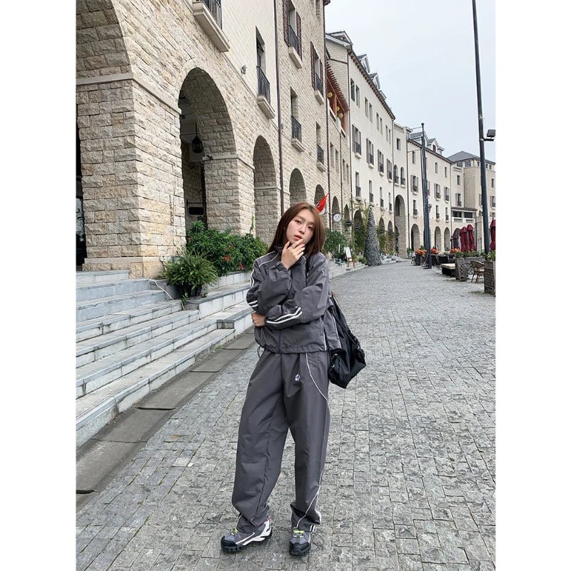 Y2K Fashion Gray Wave Piped Jogger Set - Trendy 2000s Style Outfit