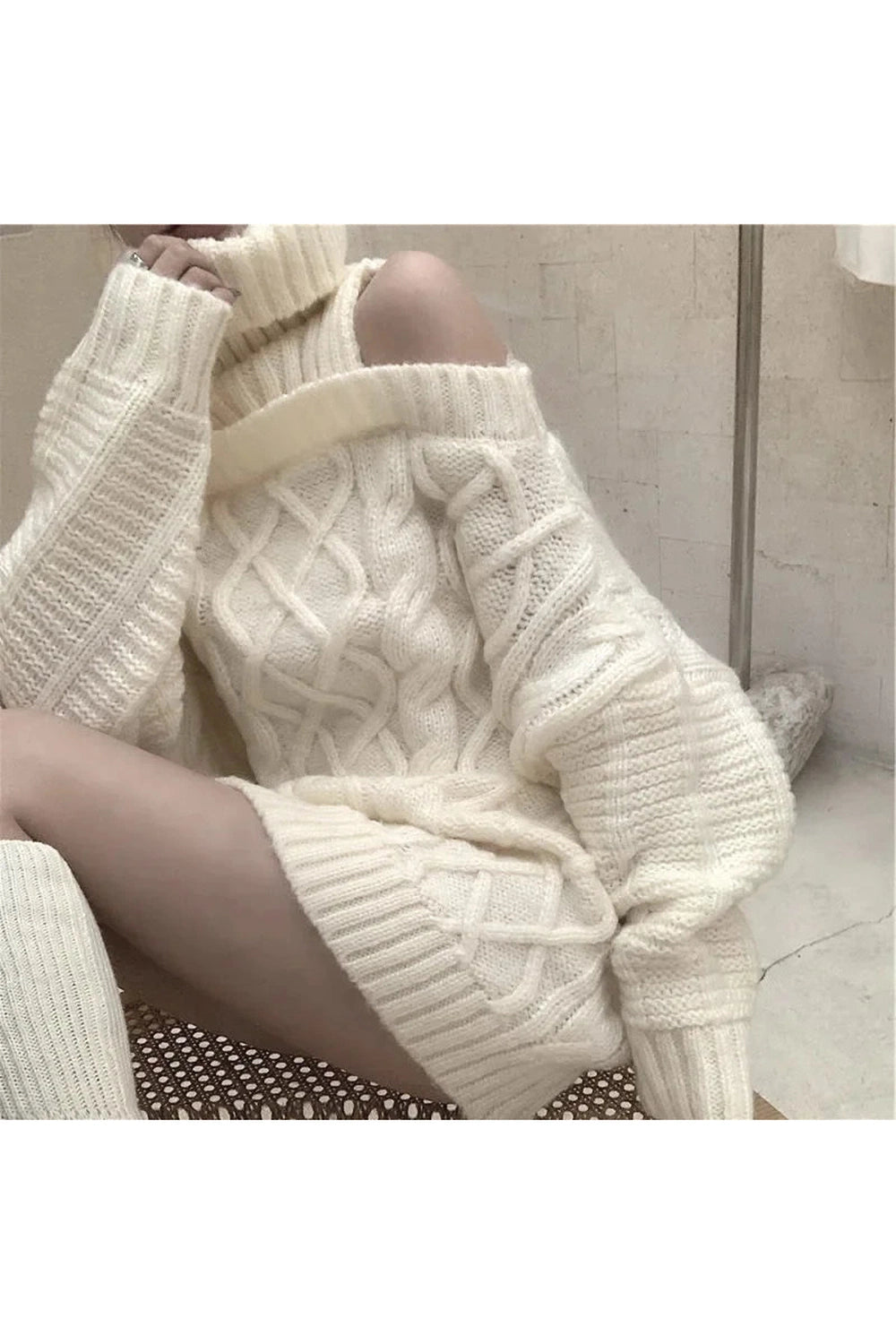 Y2K Fashion Ivory Cable Knit Cold Shoulder Sweater - 2000s Style Top