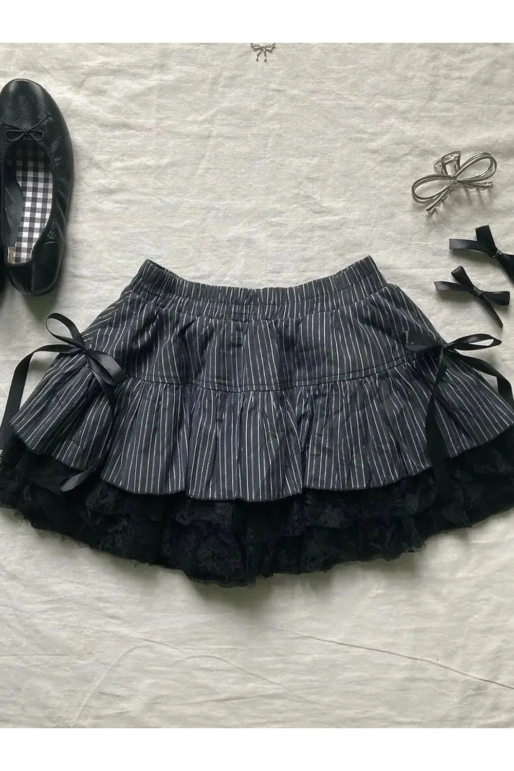 Y2K Fashion Pinstripe Lace Ruffle Skirt - Trendy 2000s Style Piece