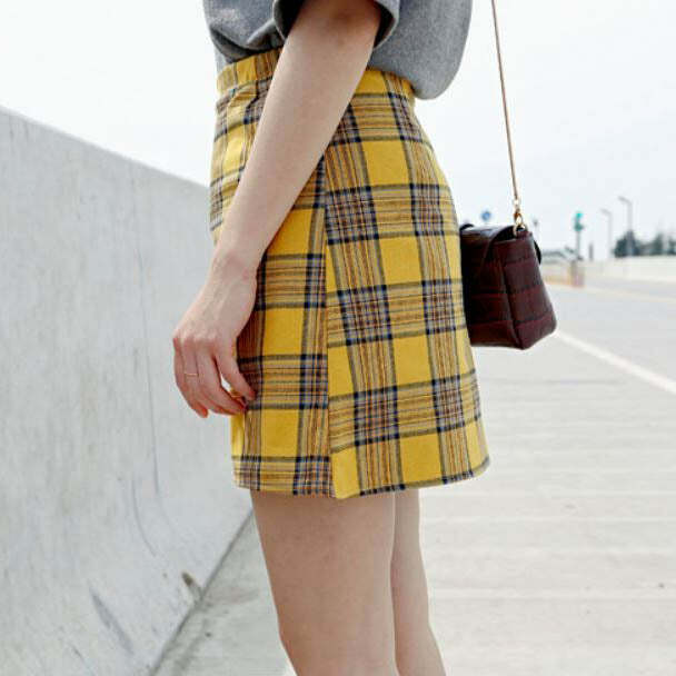 Y2K Fashion Plaid Check Mini Skirt - Trendy 2000s Style Outfit