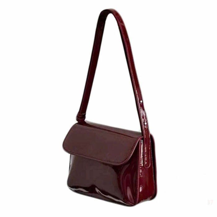 Y2K Fashion Vintage Red Lacquered Bag - 2000s Style Statement Piece