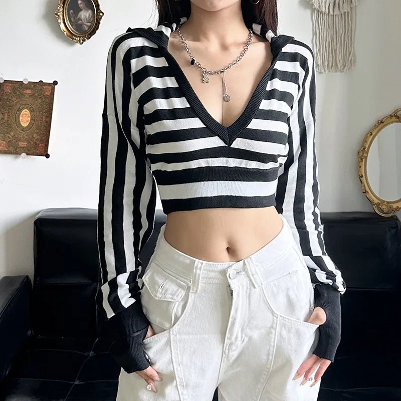 Y2K Striped Shadow Crop Hoodie - Trendy 2000s Style for Modern Fashionistas